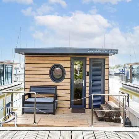 Comfortable Houseboat In Marina Volendam