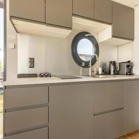 Båthotell Houseboat In Marina Volendam