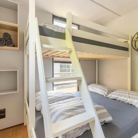 Båthotell Houseboat In Marina