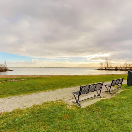 Bådhotel Houseboat In Marina *