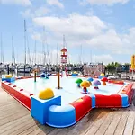 Houseboat In Marina Botel Volendam